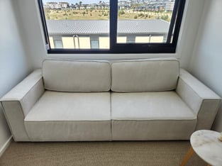 review image 0