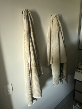review image 0