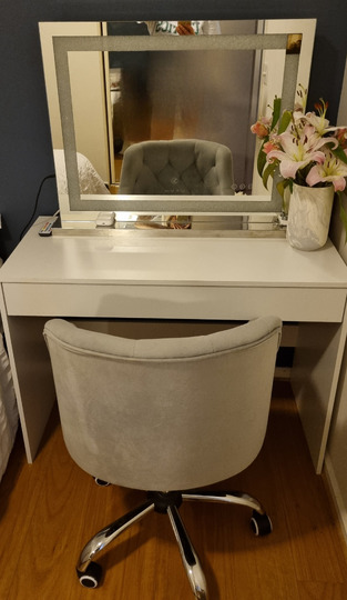 review image 0