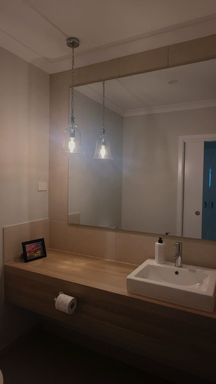 review image 0