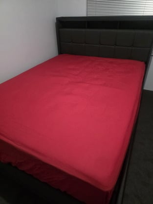 review image 0