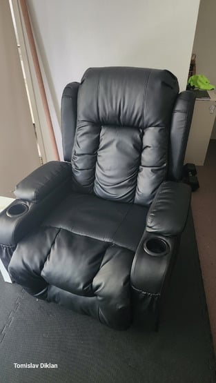 review image 0