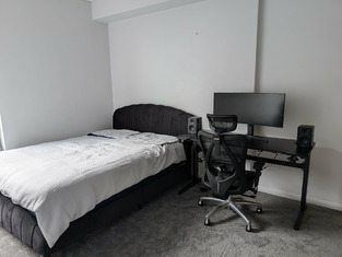review image 0