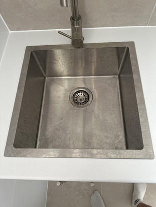 review image 0