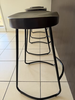 review image 0