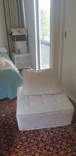 review image 0