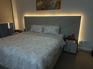 review image 0