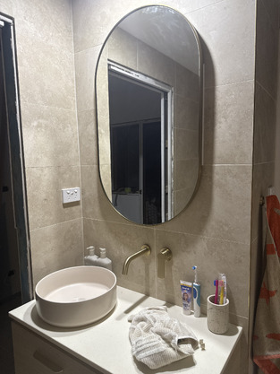 review image 0