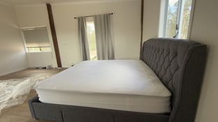review image 0