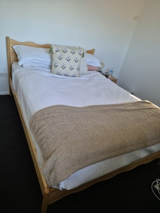 review image 0