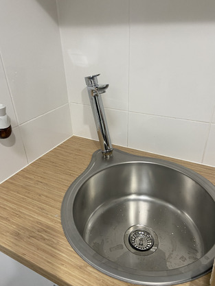 review image 0