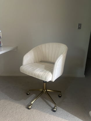 review image 0