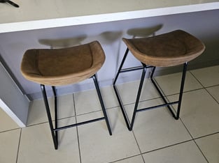 review image 0
