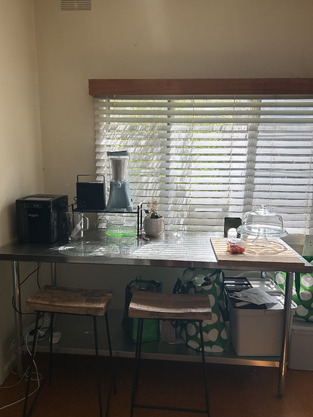 review image 0