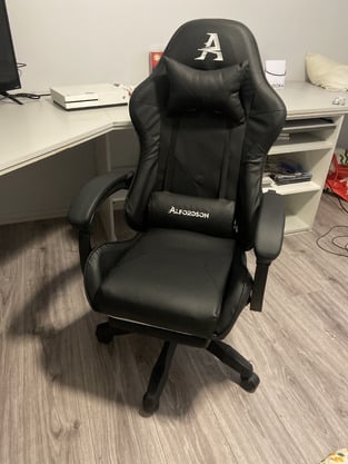 review image 0