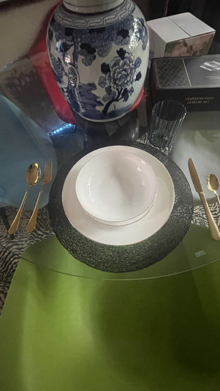 review image 0