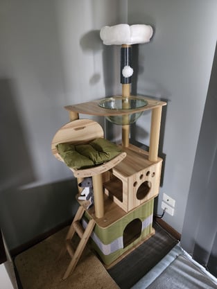 review image 0