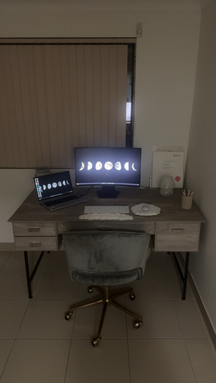 review image 0