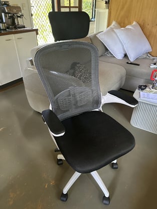 review image 0