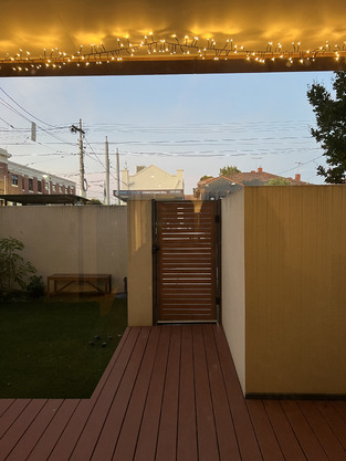 review image 0