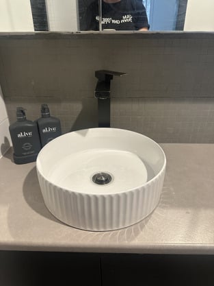 review image 0