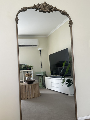 review image 0