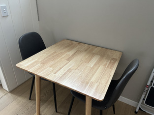 review image 0
