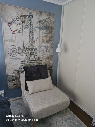 review image 0