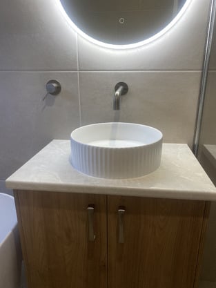 review image 0
