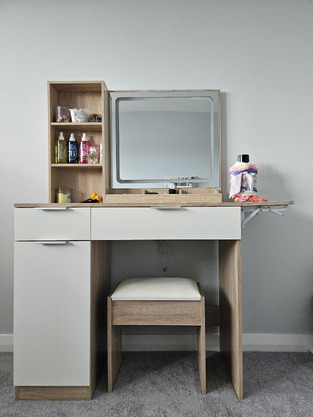 review image 0