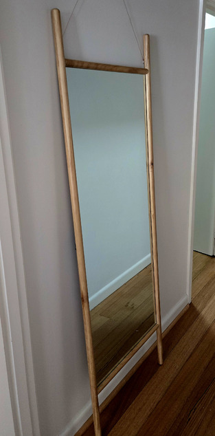 review image 0