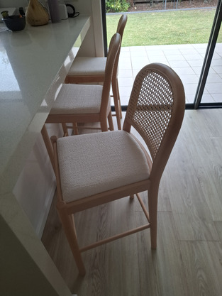 review image 0