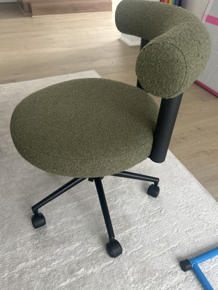 review image 0