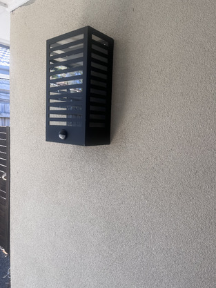 review image 0