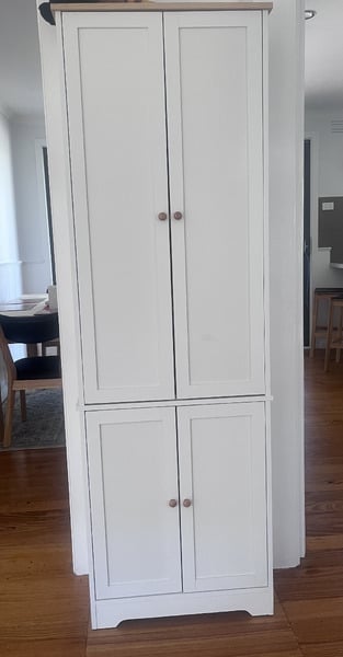 review image 0
