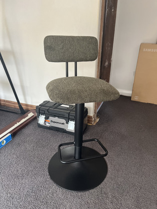 review image 0