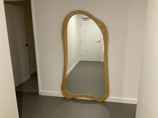 review image 0