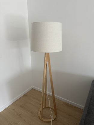 review image 0