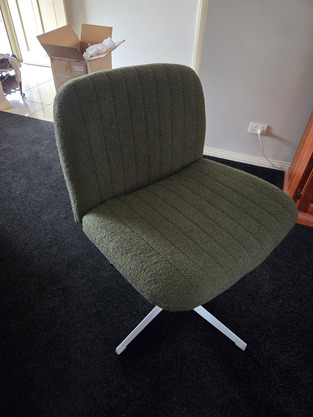 review image 0