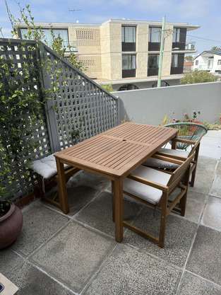 review image 0