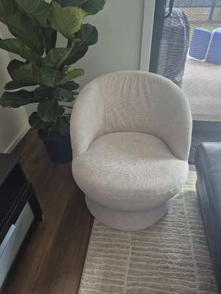 review image 0