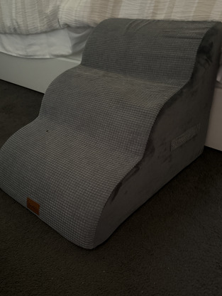 review image 0