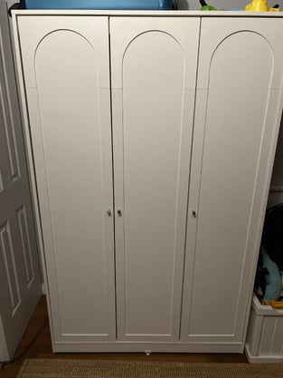 review image 0