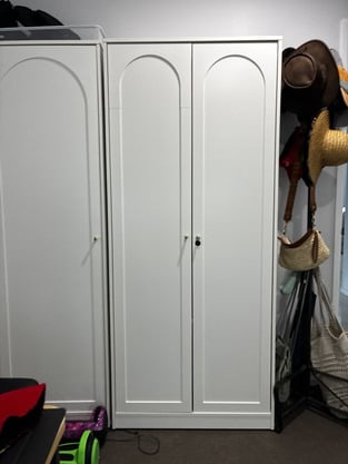 review image 0