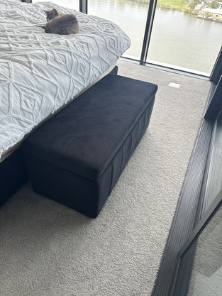 review image 0