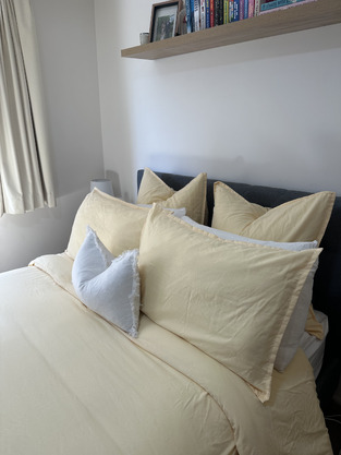 review image 0