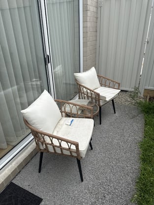 review image 0