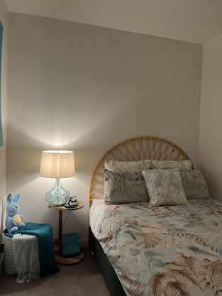 review image 0