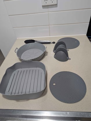 review image 0