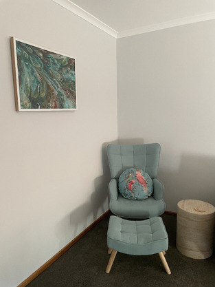 review image 0
